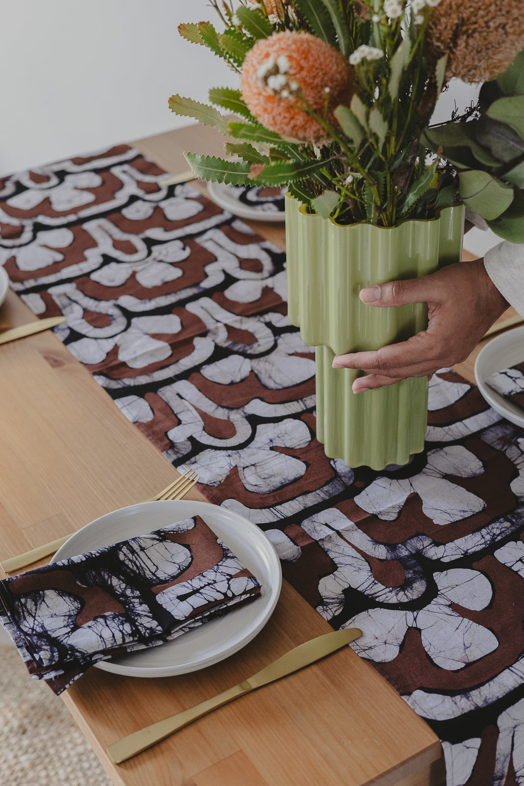 Kandyan Heritage brown Table runner