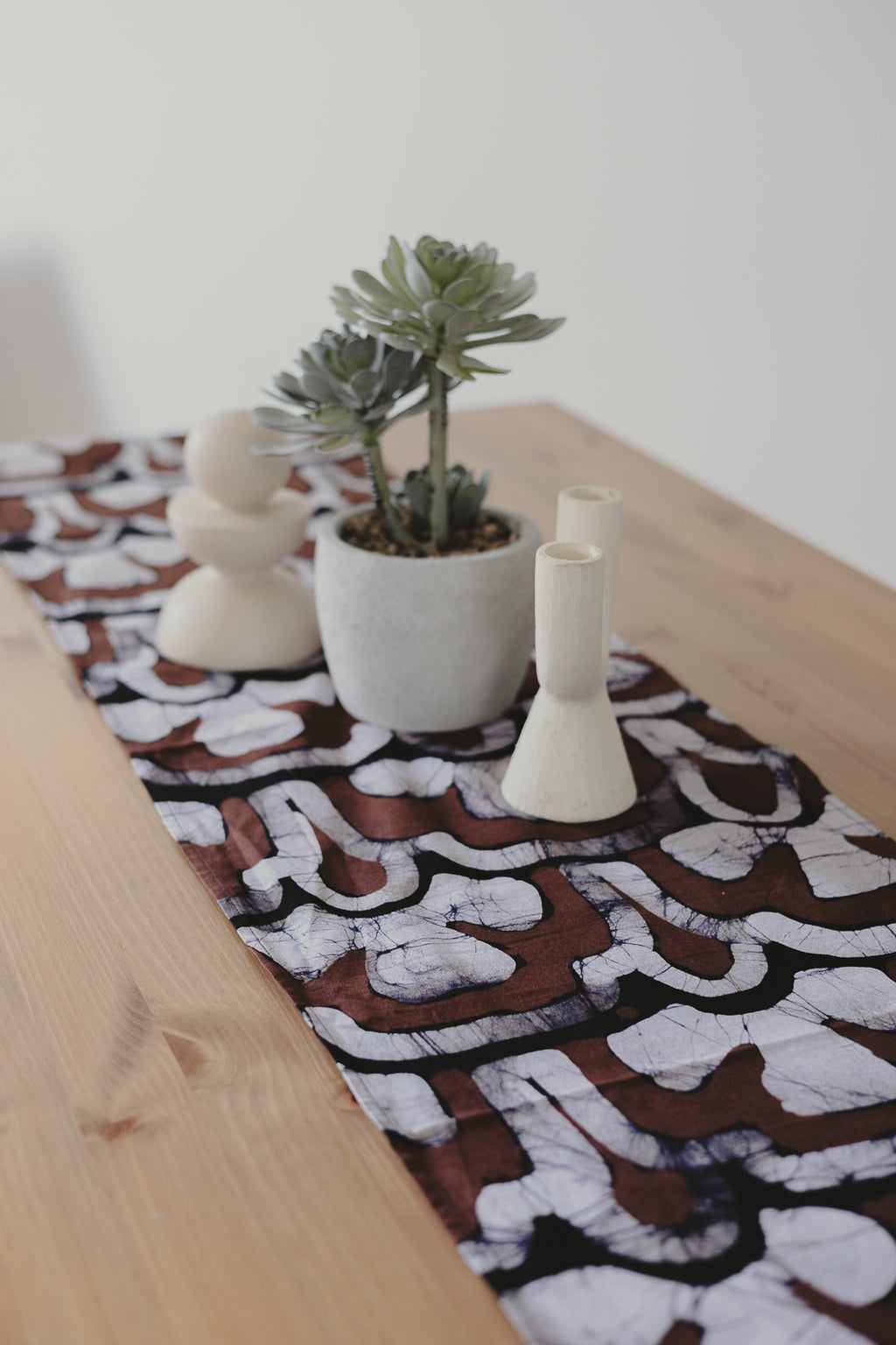 Kandyan Heritage brown Table runner
