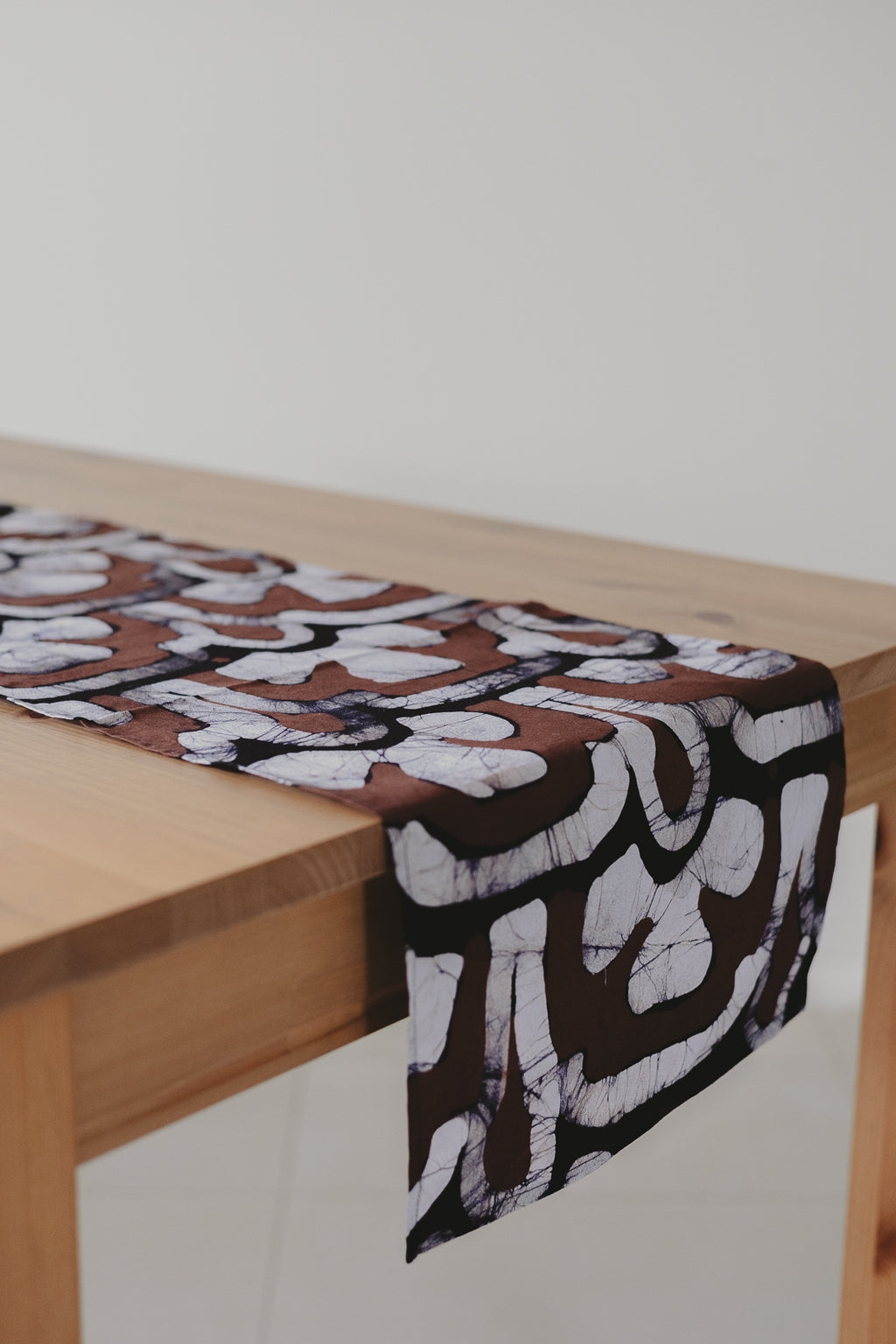 Kandyan Heritage brown Table runner