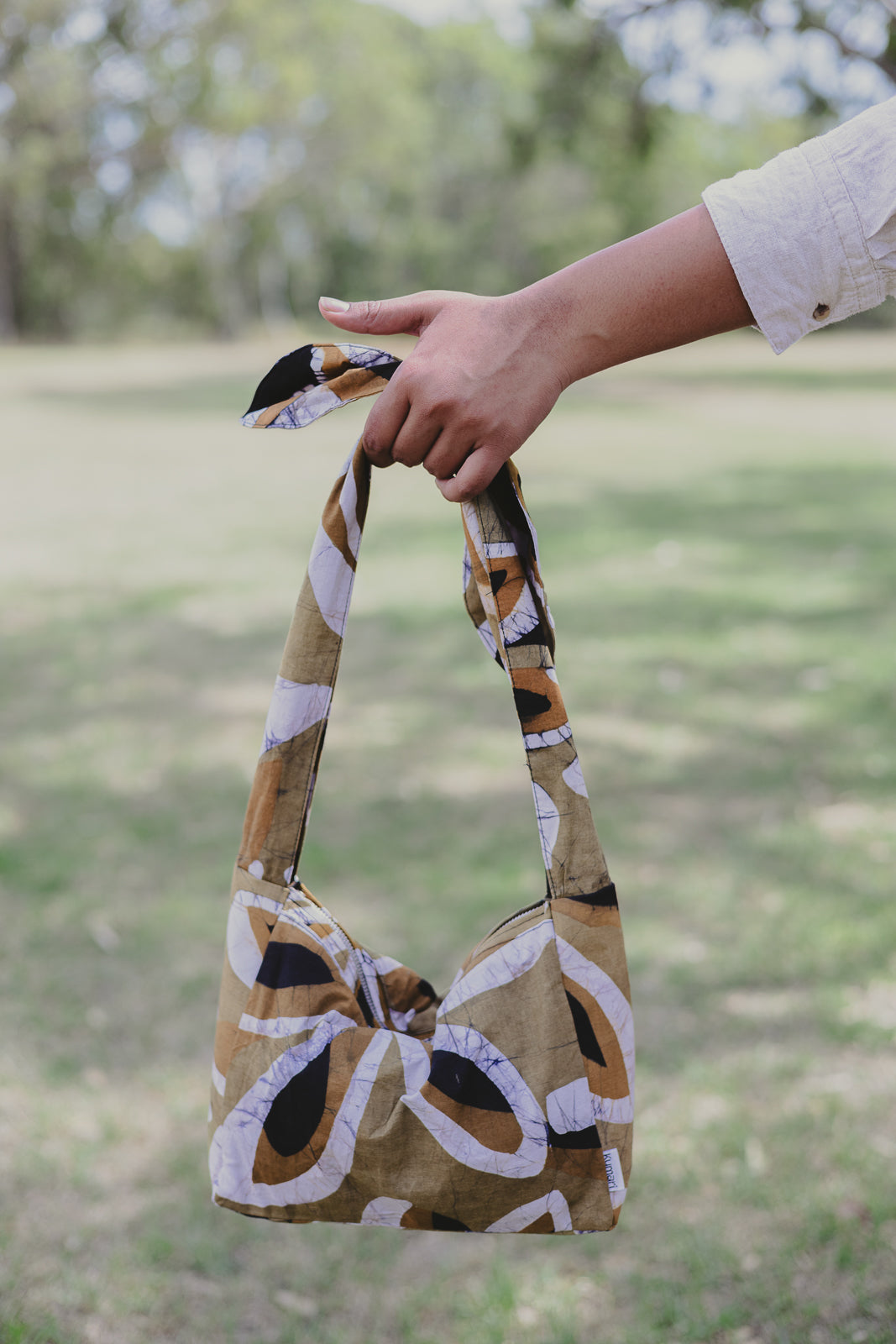 Batik Malla (Shoulder bag)  - Star Anise